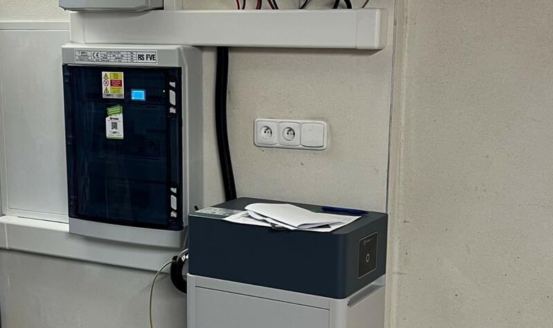 Reference: Fotovoltaika na míru s dobíjecí stanici pro elektromobil - Rozsochatec