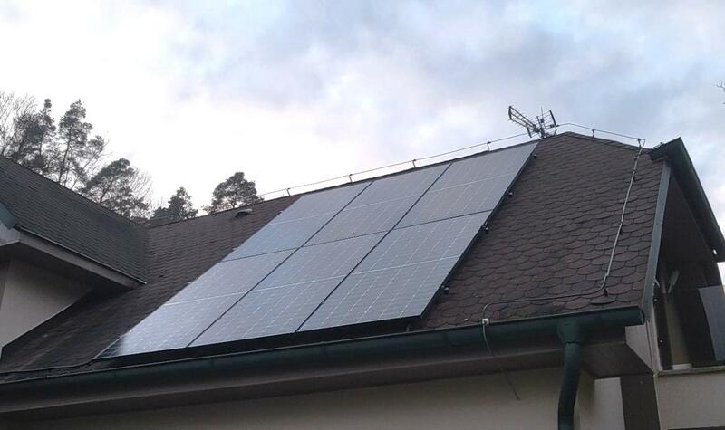 Reference: Fotovoltaická elektrárna na míru s bateriovým úložištěm - Střížovice 