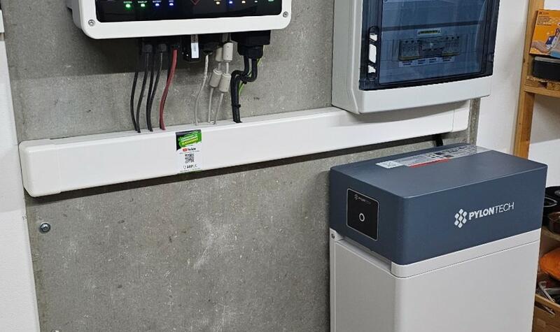 Reference: Fotovoltaická elektrárna na míru s bateriovým úložištěm - Střížovice 