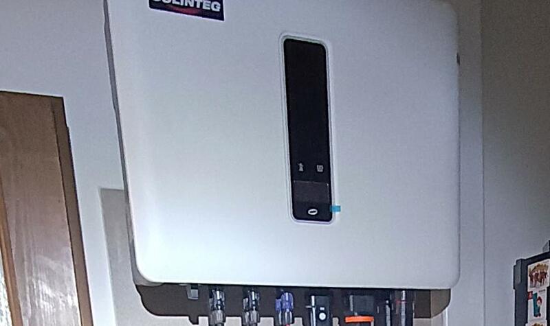 Reference: Fotovoltaická elektrárna s baterií o kapacitě 14,2 kWh - Tvrdonice