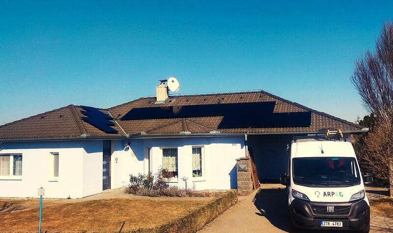 Reference: Fotovoltaická elektrárna na míru s baterií - Branišovice 