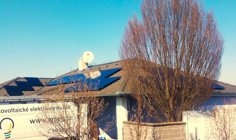 Reference: Fotovoltaická elektrárna na míru s baterií - Branišovice 