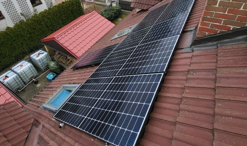 Reference: Fotovoltaika s baterii o kapacitě 14,2 kWh - Horky nad Jizerou 