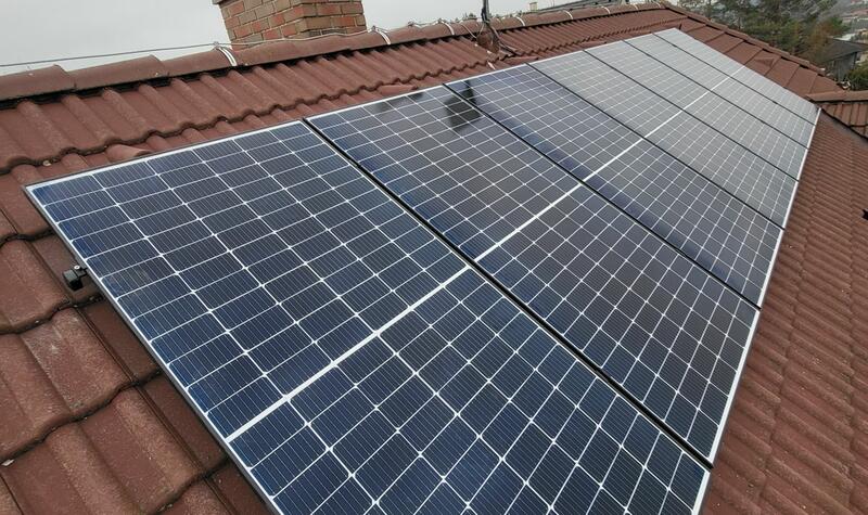 Reference: Fotovoltaika s baterii o kapacitě 14,2 kWh - Horky nad Jizerou 