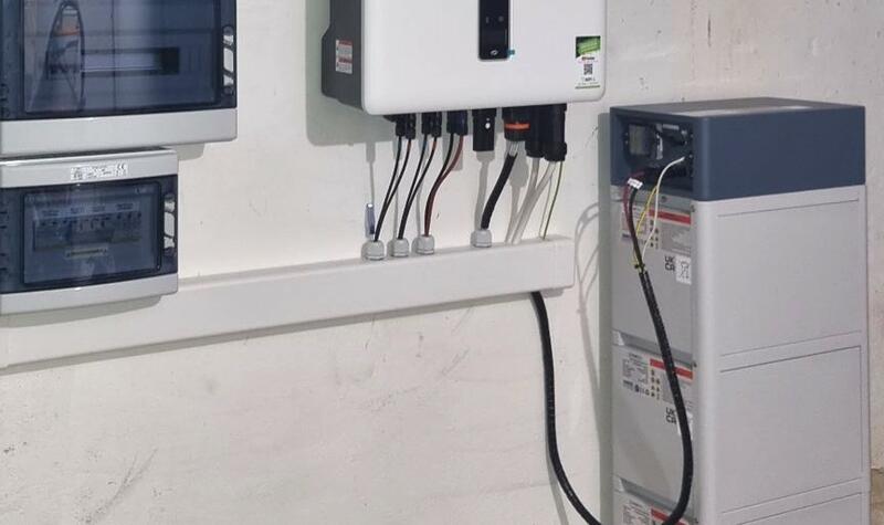 Reference: FVE s baterií a řídicí jednotkou GreenBox - Nový Jičín 