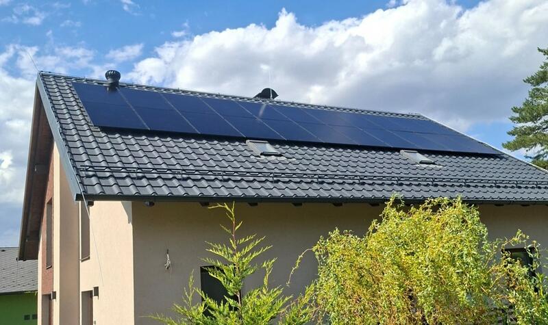 Reference: Solární elektrárna na míru s bateriovým úložištěm - Petřvald, Moravskoslezský kraj 