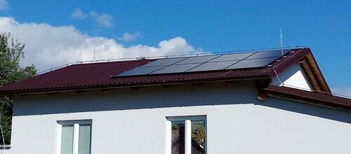 Reference Chytrá fotovoltaická elektrárna s řídicí jednotkou GreenBox - Žichovice 