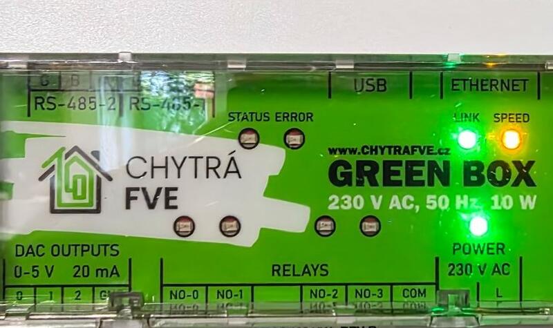 Reference: Fotovoltaika s baterii a řídící jednotkou GreenBox - Velké Přílepy