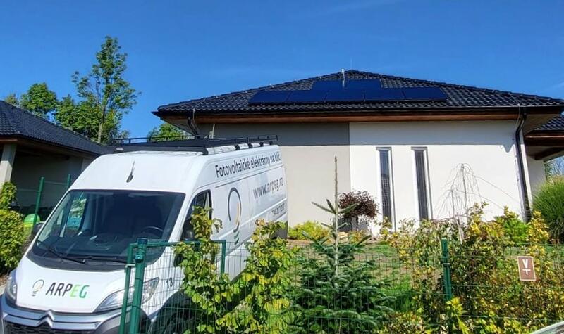 Reference: Chytrá FVE s dobíjecí stanici pro elektromobil - Kly