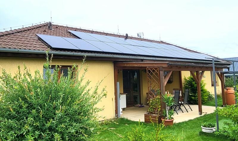 Reference: Chytrá fotovoltaika s řídící jednotkou GreenBox - Tuklaty