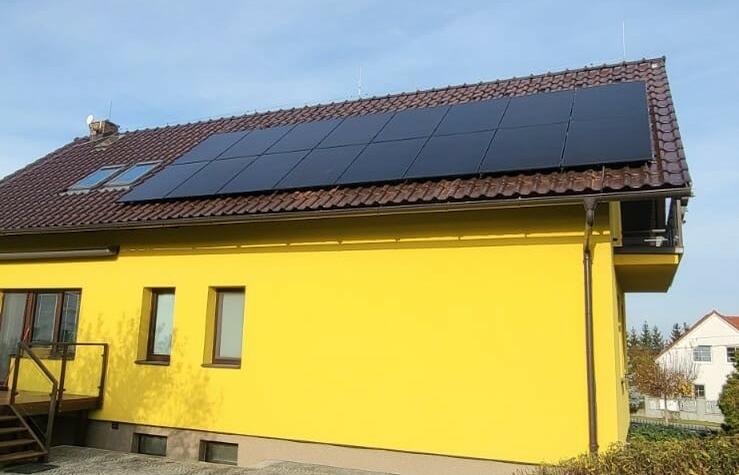 Reference: Fotovoltaika s bateriovým úložištěm a chytrým řízením GreenBox - Milčice
