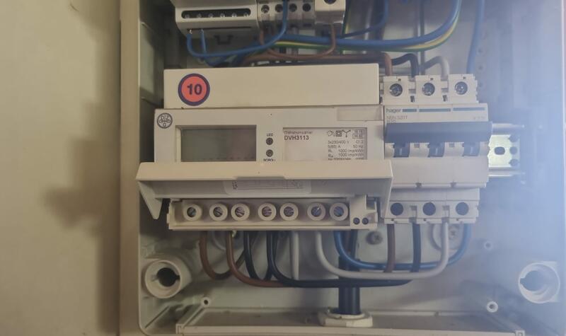 Reference: Výmena elektromera pri FVE so zeleným bonusom - Hájov 