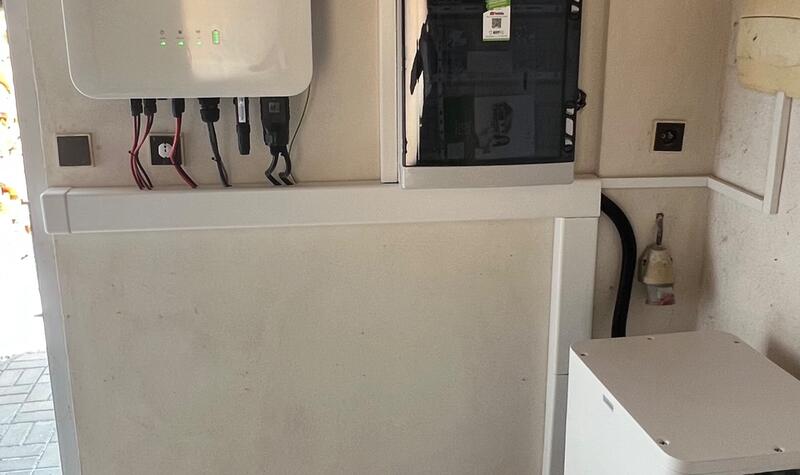 Reference: Fotovoltaická elektrárna s řídicí jednotkou GreenBox v Hořice 