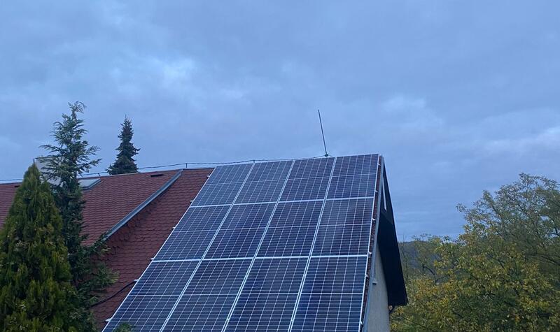 Reference: Fotovoltaická elektrárna s baterií na klíč- Neštěmice 
