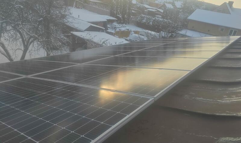 Reference: Fotovoltaická elektrárna s bateriovým úložištěm- Háj ve Slezsku - Lhota 