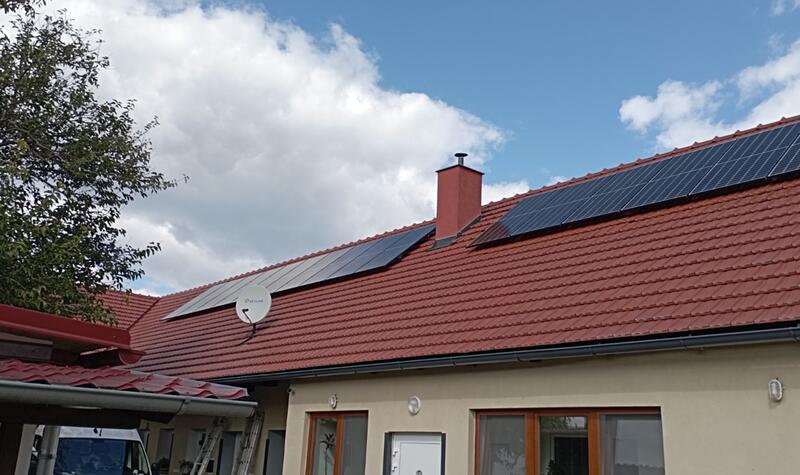 Reference: Fotovoltaická elektrárna s vyřízením dotace NZÚ- Šumice