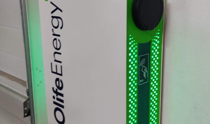 Reference: Fotovoltaická elektrárna s vyřízením dotace NZÚ- Šumice