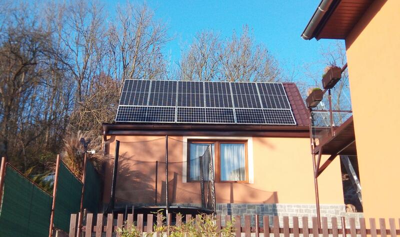 Reference: Fotovoltaická elektrárna s baterií na klíč- Protivín 