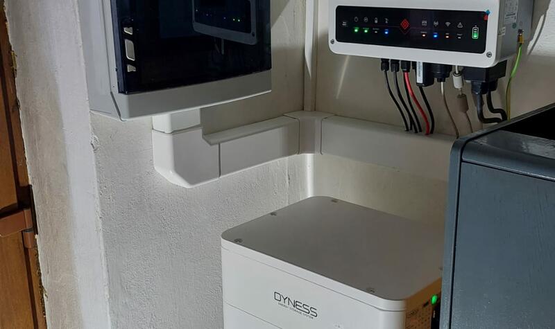Reference: Fotovoltaická elektrárna s baterií na klíč- Protivín 