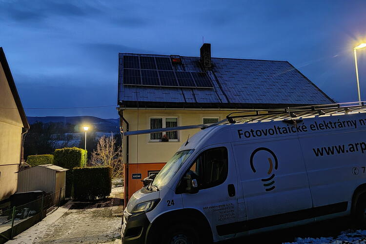 Reference: Fotovoltaická elektrárna s dotací na klíč- Staré Město pod Sněžníkem 
