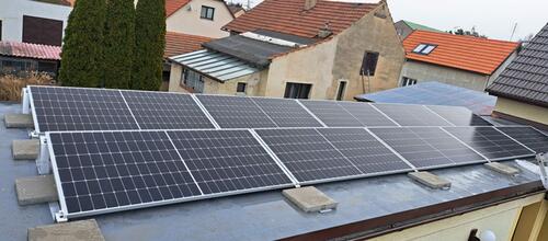 Reference Fotovoltaická elektrárna s dotací na bateriový systém- Dobřichov 