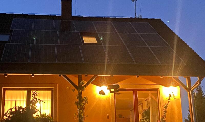 Reference: Fotovoltaická elektrárna s bateriovým úložištěm- Kostelní Střimelice 
