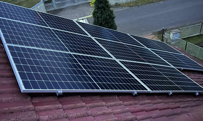 Reference: Fotovoltaická elektrárna s dotací Nová zelená úsporám- Černíkovice