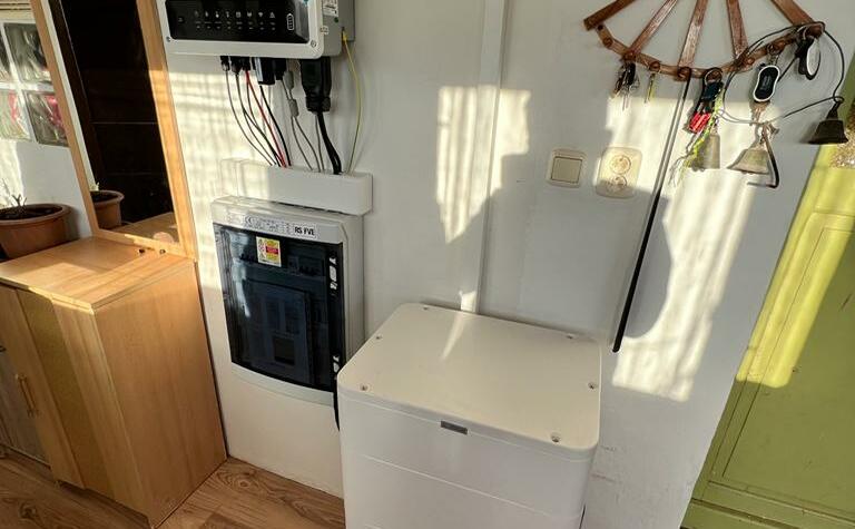 Reference: Fotovoltaická elektrárna s bateriovým úložištěm- Horní Javoří