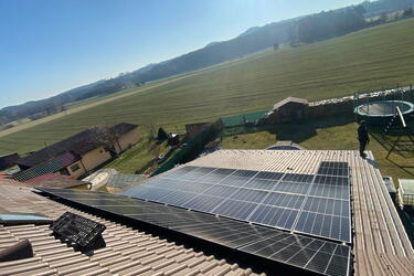 Reference: Fotovoltaická elektrárna s dotací NZÚ- Jestřebí 