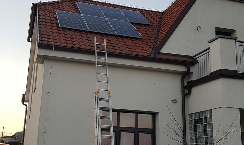 Reference: Fotovoltaická elektrárna s bateriovým úložištěm- Poděbrady 