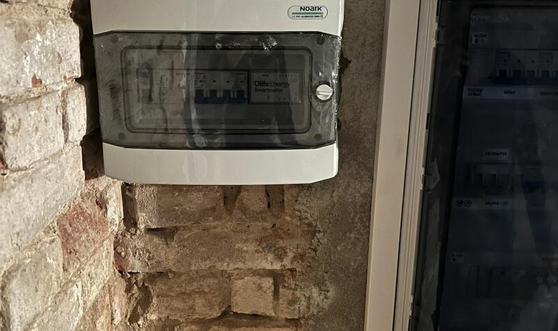 Reference: Fotovoltaická elektrárna s bateriovým úložištěm- Poděbrady