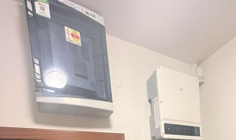 Reference: Fotovoltaická elektrárna s dotací na bateriový systém- Soběhrdy 