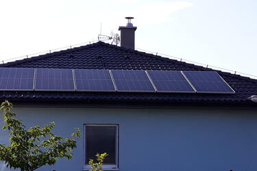 Reference: Fotovoltaická elektrárna s vyřízením dotace- Tuhaň 