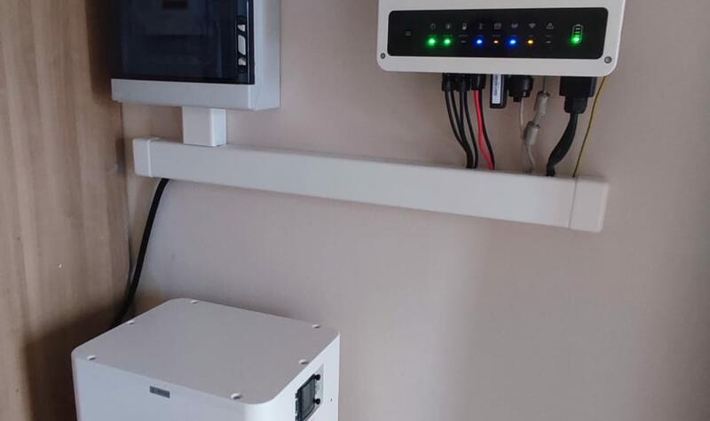 Reference: Fotovoltaická elektrárna instalovaná na rovné střeše- Havířov - Životice