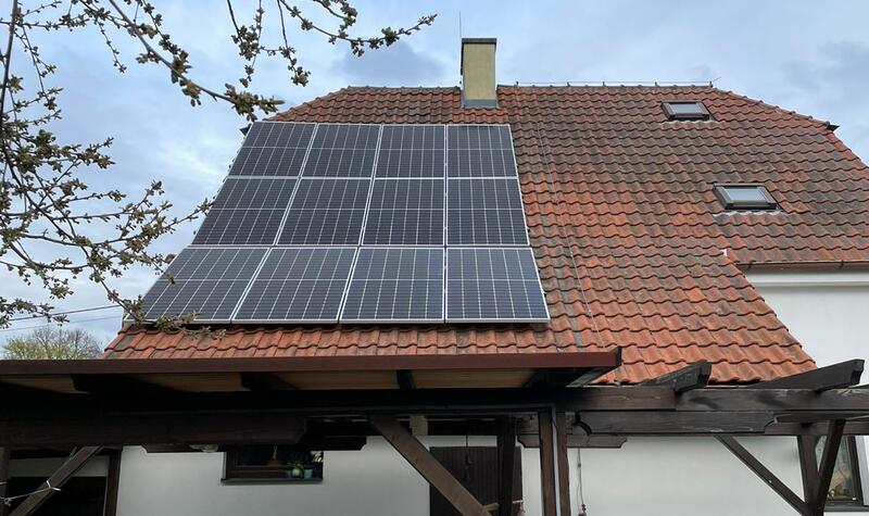 Reference: Fotovoltaická elektrárna s dotací Nová zelená úsporám- Ohrobec 