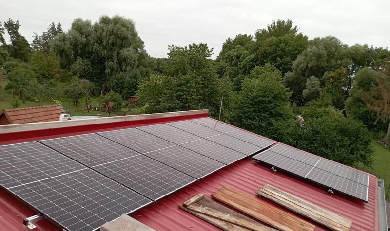 Reference: Fotovoltaická elektrárna s vyřízením dotace- Kostelec na Hané 