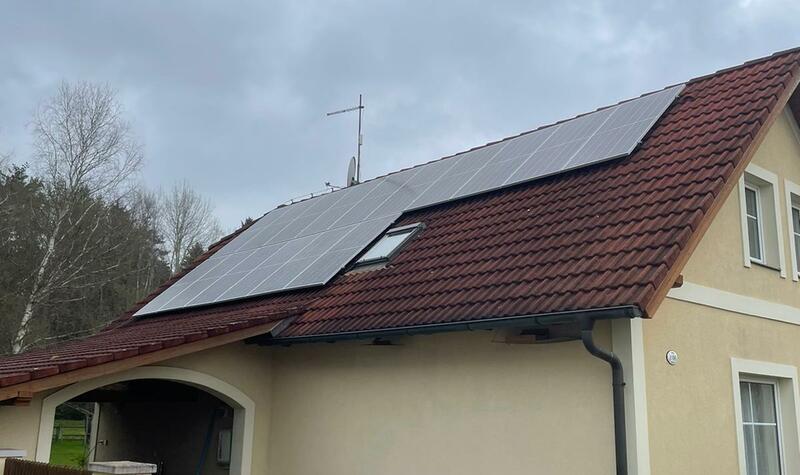 Reference: Fotovoltaická elektrárna s dotací na klíč- Třeboň - Nová Hlína 