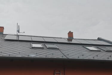 Reference: Fotovoltaická elektrárna s baterií- Olomouc - Hodolany 