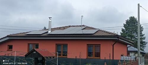 Reference Fotovoltaická elektrárna s bateriovým úložištěm- Bohumín - Skřečoň 