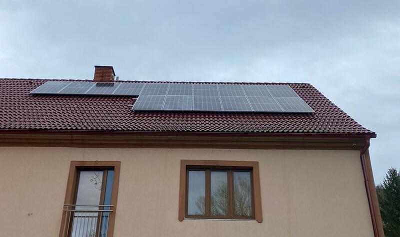 Reference: Instalace fotovoltaické elektrárny s bateriovým úložištěm- Deštnice - Sádek