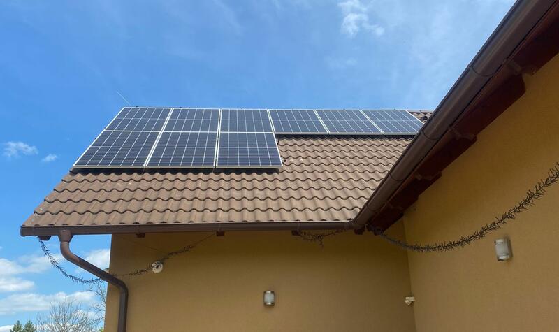 Reference: Fotovoltaická elektrárna instalována v Horní Polici 