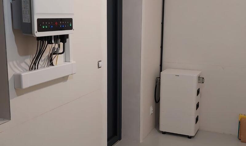 Reference: Fotovoltaická elektrárna s bateriovým úložištěm instalována v Trubíně