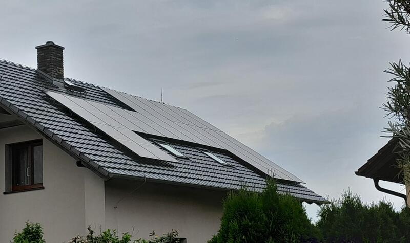 Reference: Solární elektrárna s dotací na bateriový systém - Plzeň-Dolní Vlkýš