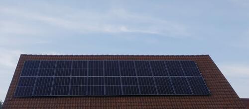 Reference Fotovoltaická elektrárna s uložením do baterií - Borkovice