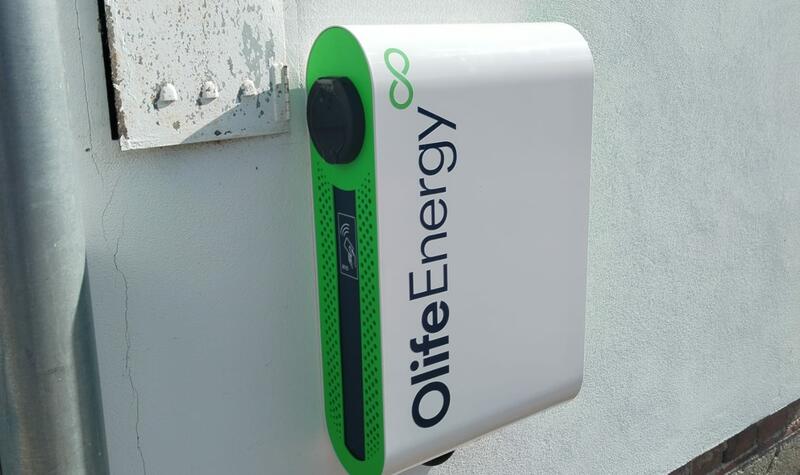 Reference: Fotovoltaická elektrárna instalována na sedlovou střechu - Temešvár