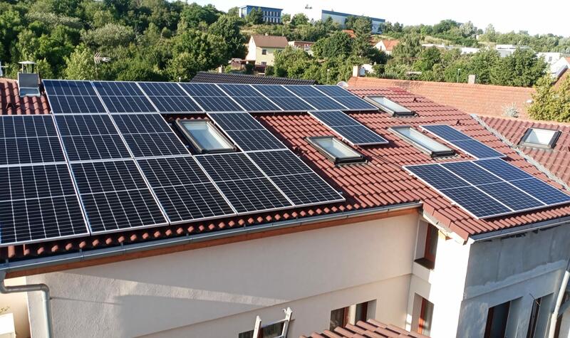 Reference: Instalace fotovoltaiky s vyřízením dotace - Praha-Řepy