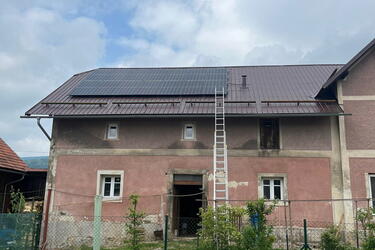 Reference: Fotovoltaika s dotaci Nová zelená úsporám - Bílá-Vlčetín 