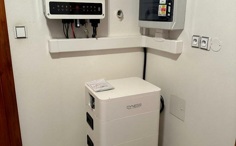 Reference: Fotovoltaická elektrárna s vyřízením dotace montovaná v Radíkově 