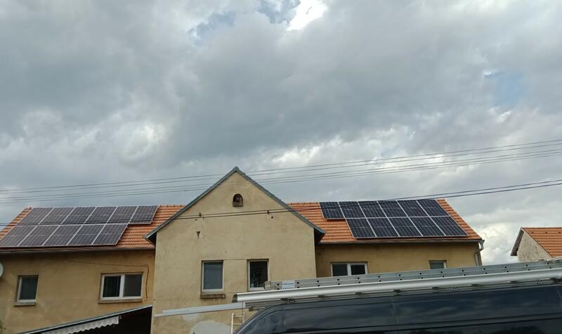 Reference: Realizace FVE s baterií na klíč montovaná v Málkově 