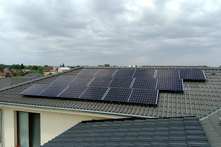 Reference: Realizace fotovoltaické elektrárny v Herinku ve Středočeském kraji 